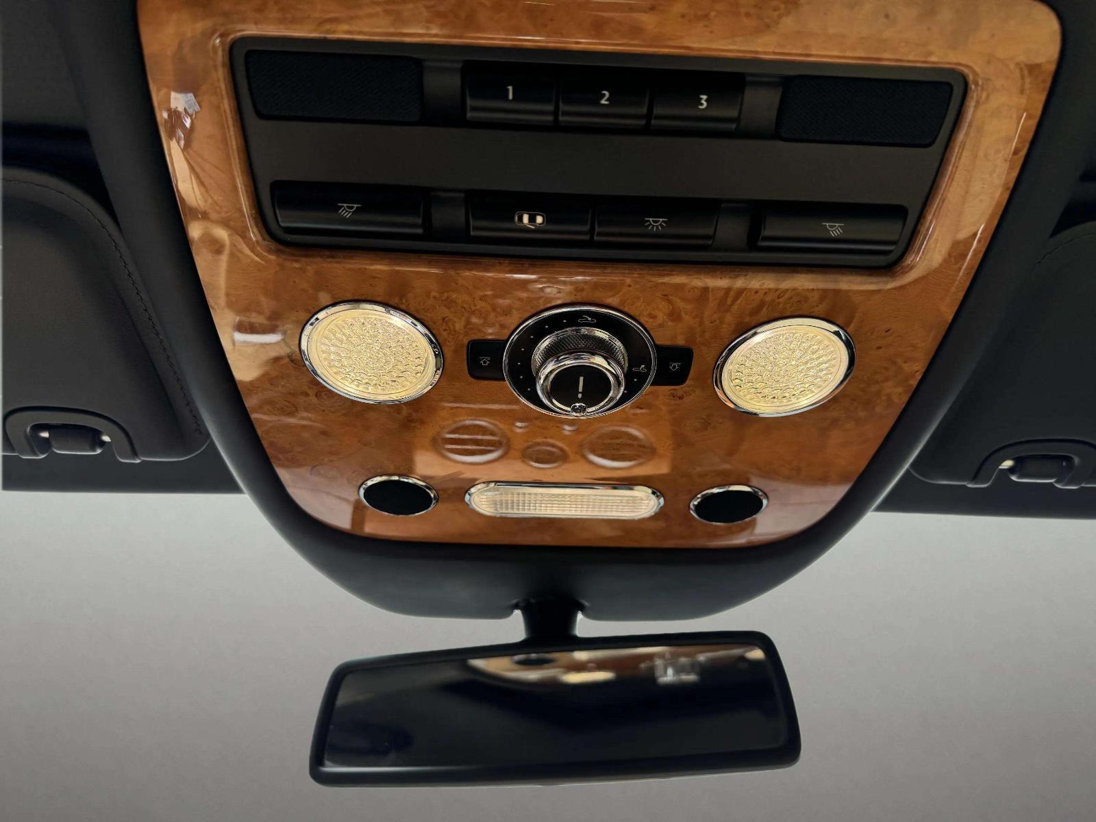 2014 Bentley Flying Spur Base photo 50