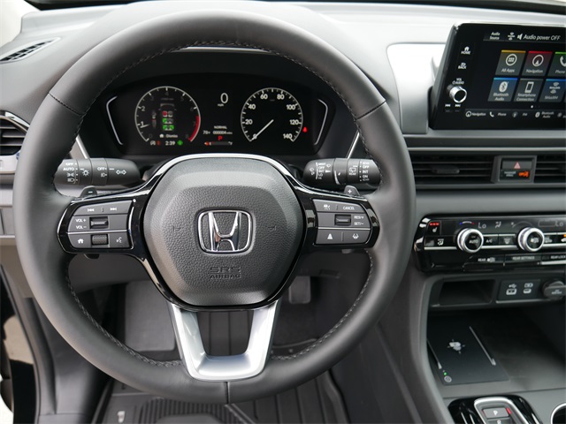 2025 Honda Pilot Touring photo 9