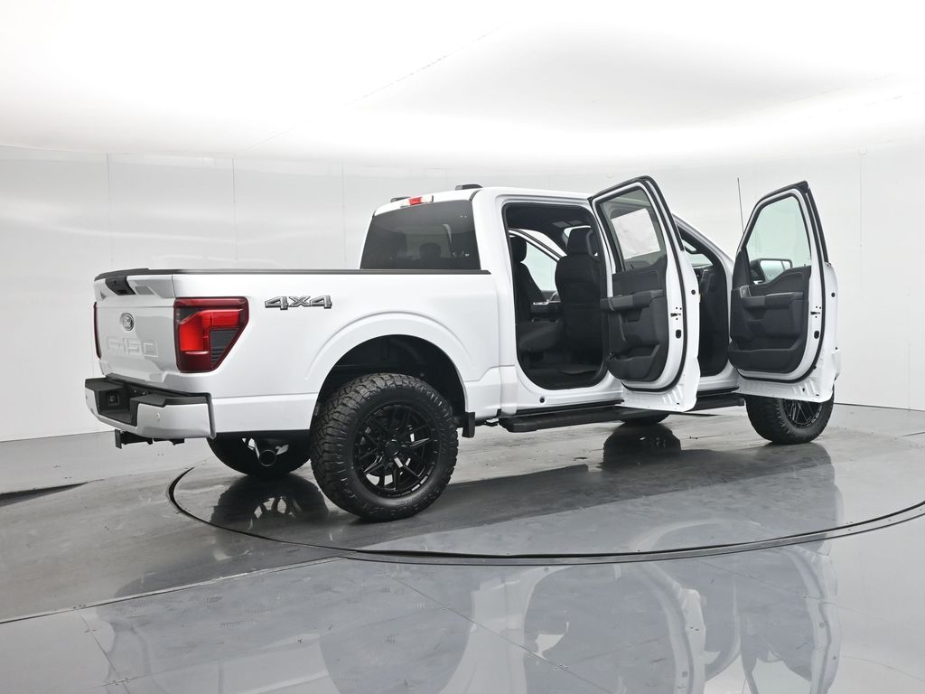 2025 Ford F-150 XLT photo 4