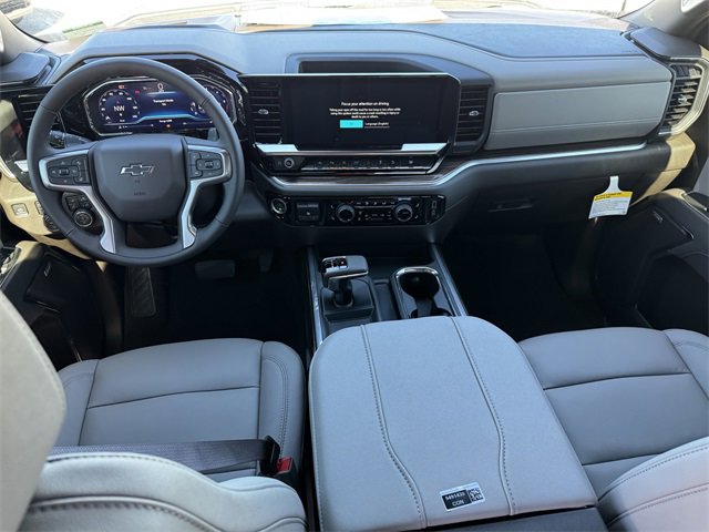 2025 Chevrolet Silverado 1500 RST photo 14
