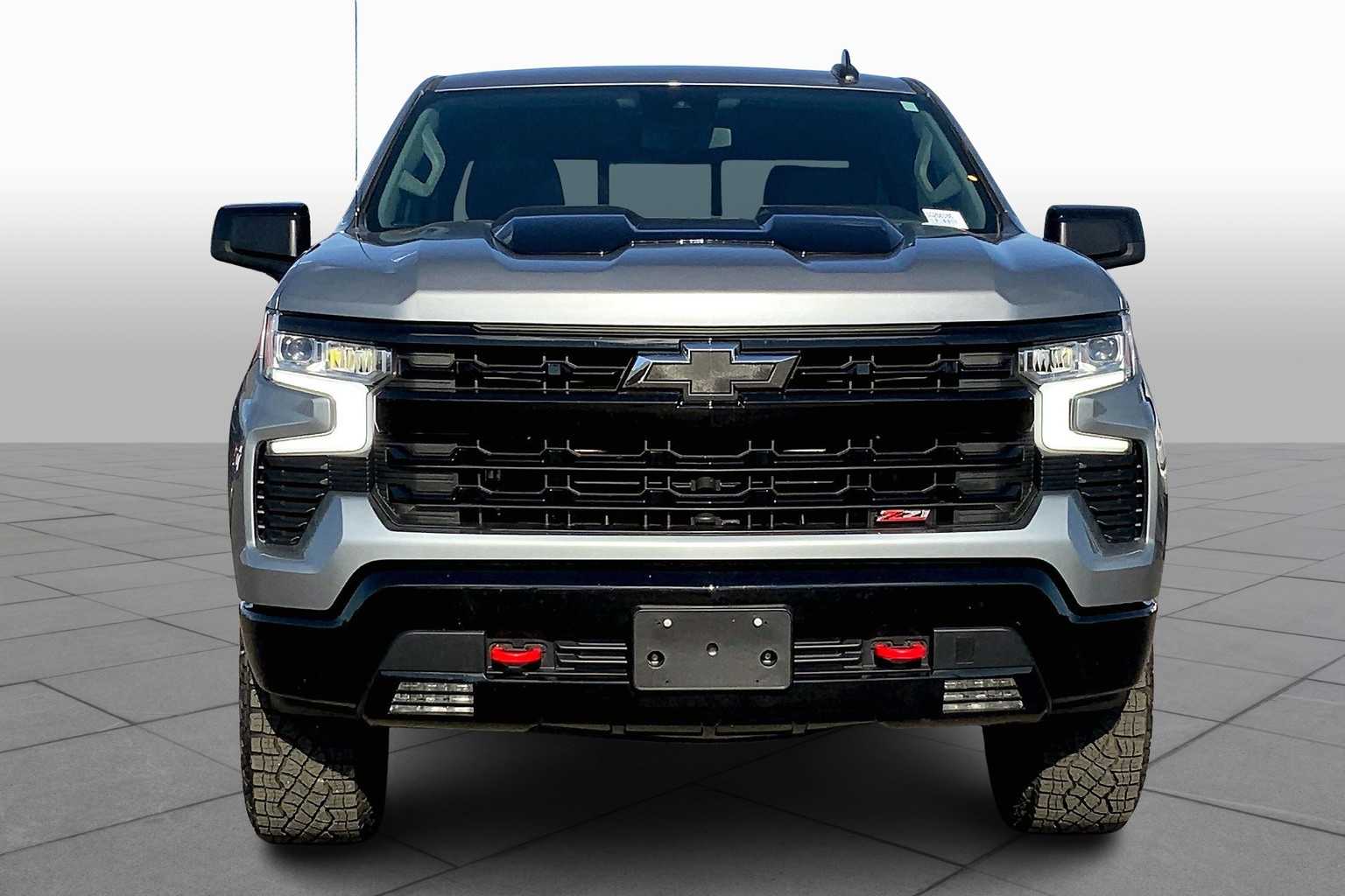 2025 Chevrolet Silverado 1500 LT Trail Boss photo 3