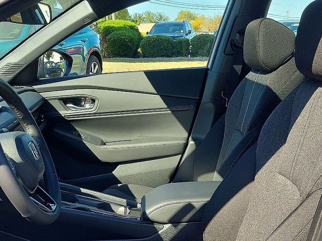 2025 Honda Accord Sport photo 5