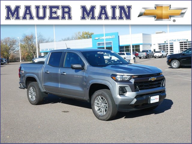 2024 Chevrolet Colorado LT's photo