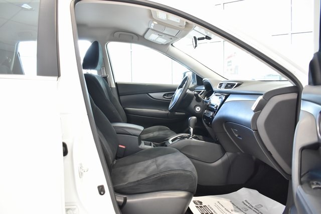 2016 Nissan Rogue S photo 12