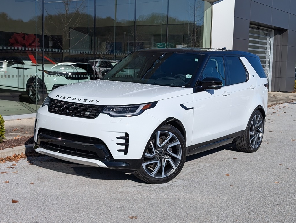 2024 Land Rover Discovery Dynamic SE's photo