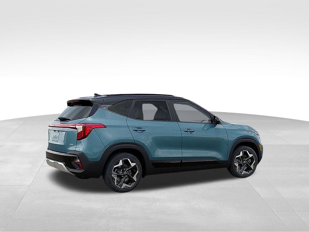 2026 Kia Seltos S photo 5