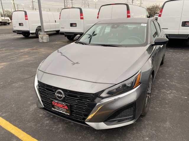 2024 Nissan Altima SV's photo