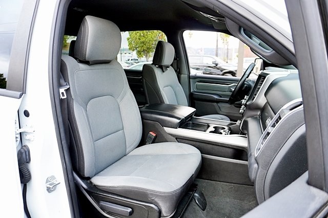 Used 2022 White Ram Big Horn/Lone Star image 11