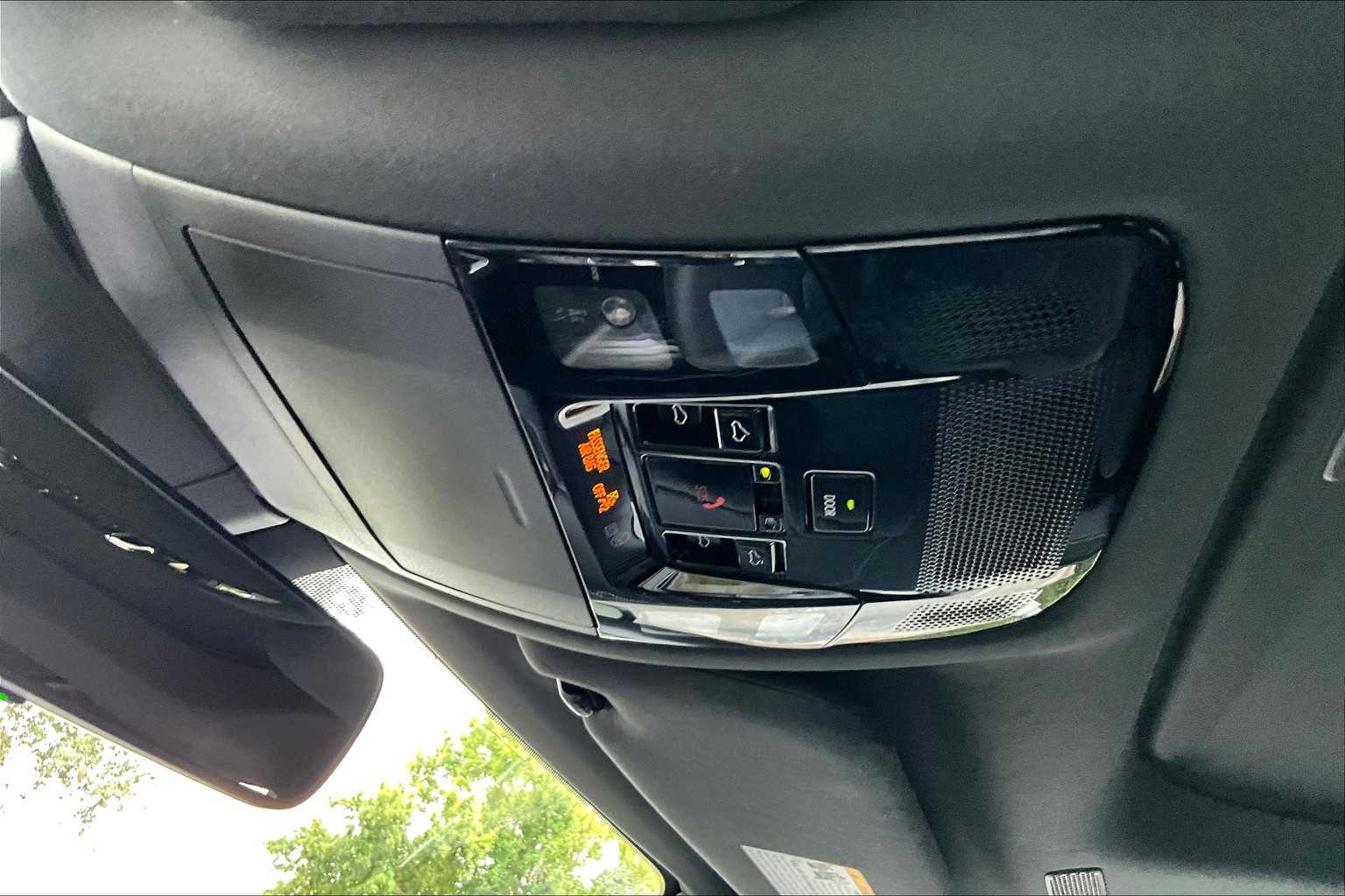 2024 Lexus RX Premium photo 32