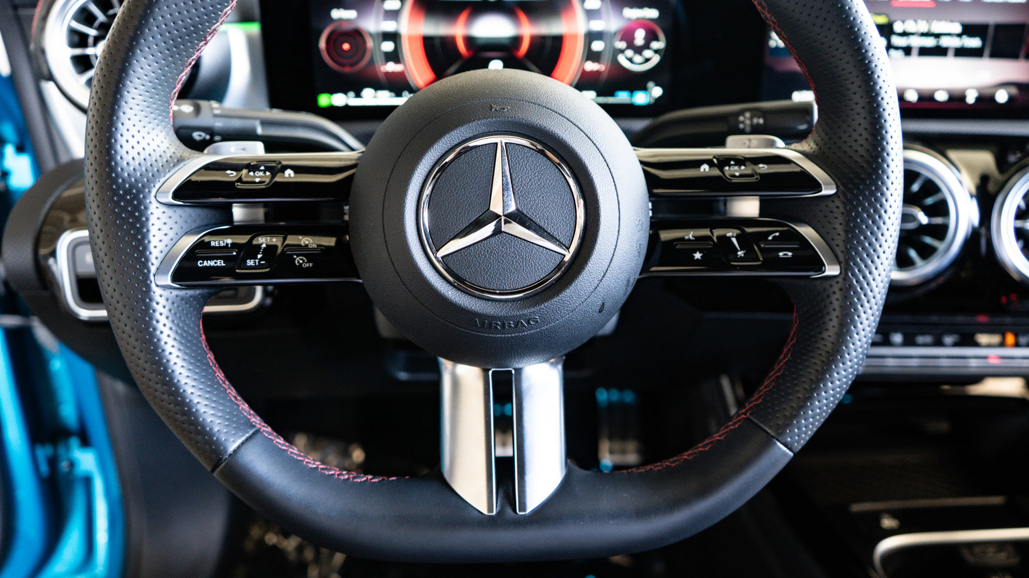 2025 Mercedes Benz CLA 250 photo 13