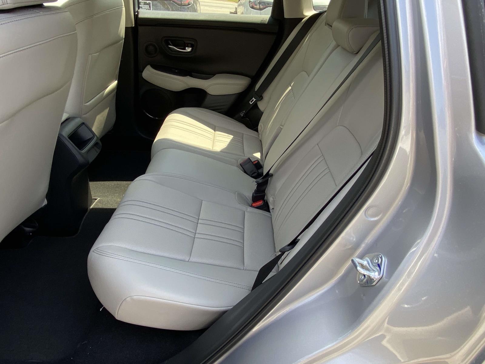 2026 Honda HR-V EX-L 2WD photo 3