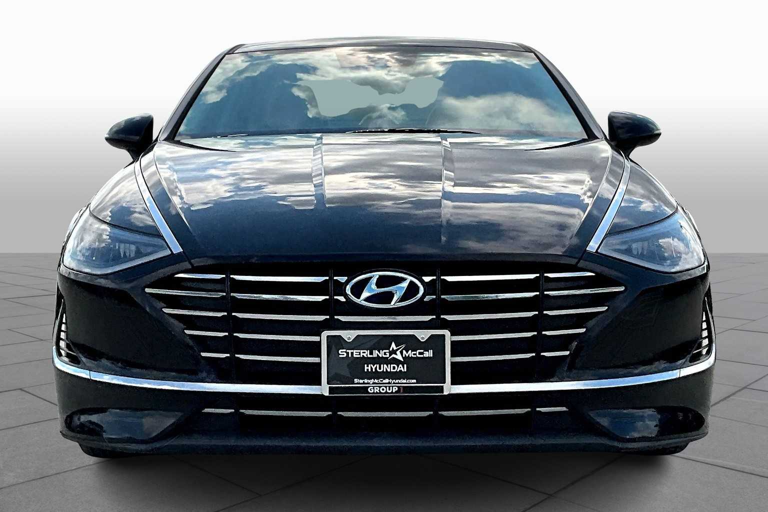 2022 Hyundai Sonata SE photo 3