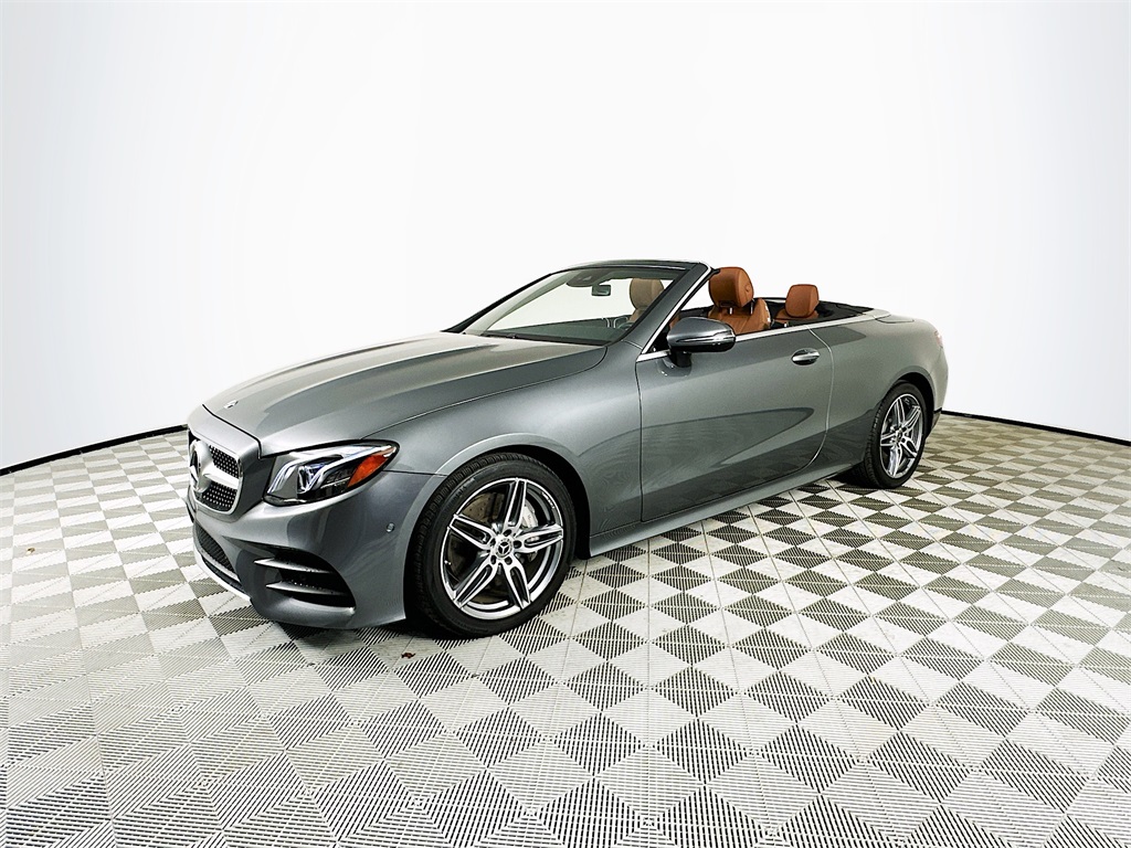 2018 Mercedes Benz E 400 photo 3