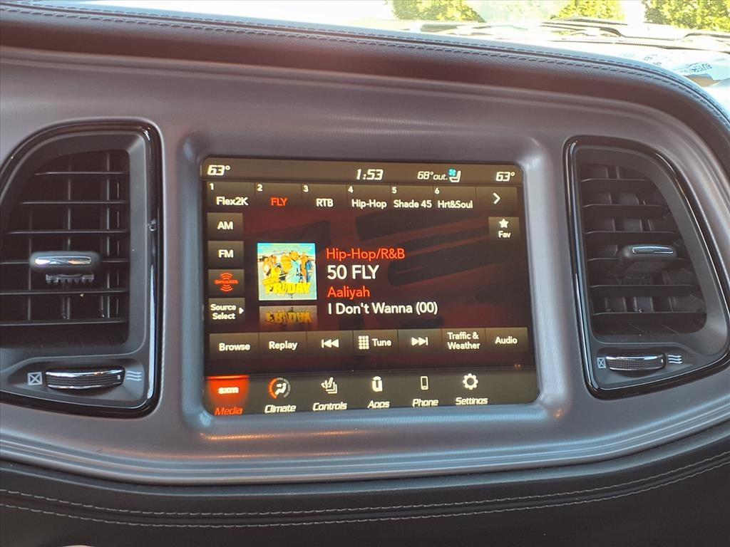 2023 Dodge Challenger GT photo 4