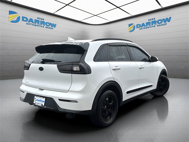 2017 Kia Niro EX photo 2