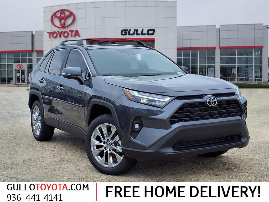 2025 Toyota RAV4 XLE Premium's photo