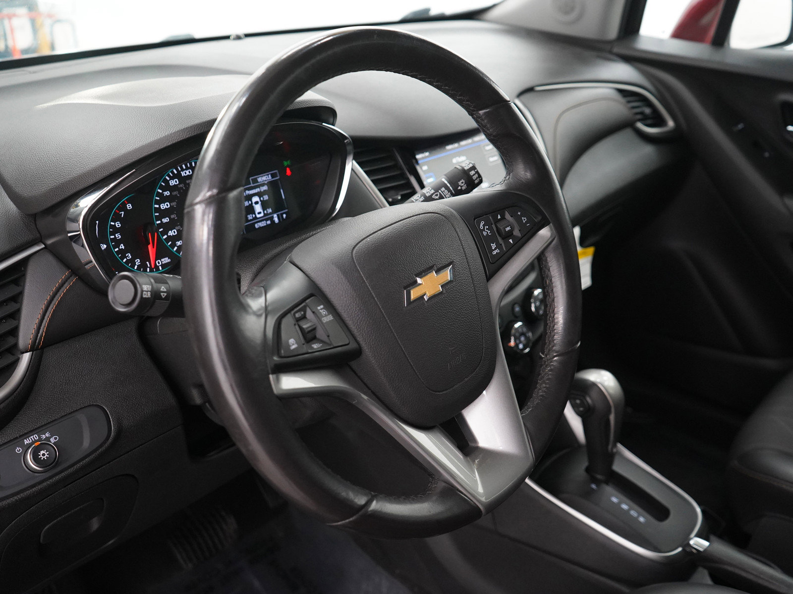 2020 Chevrolet Trax LT photo 17