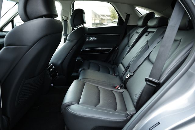 2025 Genesis GV70 2.5T photo 24