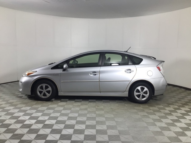 2013 Toyota Prius Three photo 4