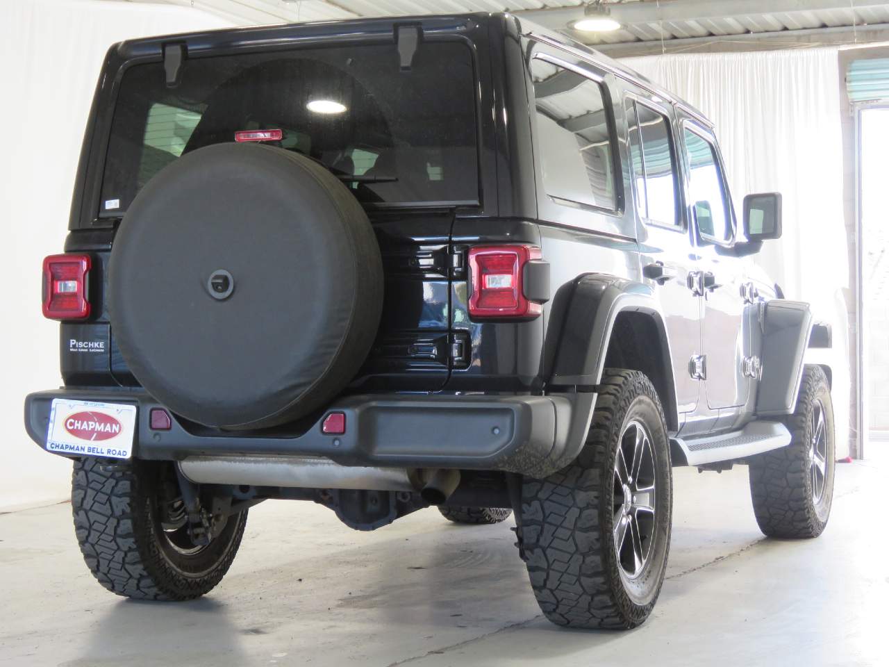 2020 Jeep Wrangler Unlimited Sahara Altitude photo 4