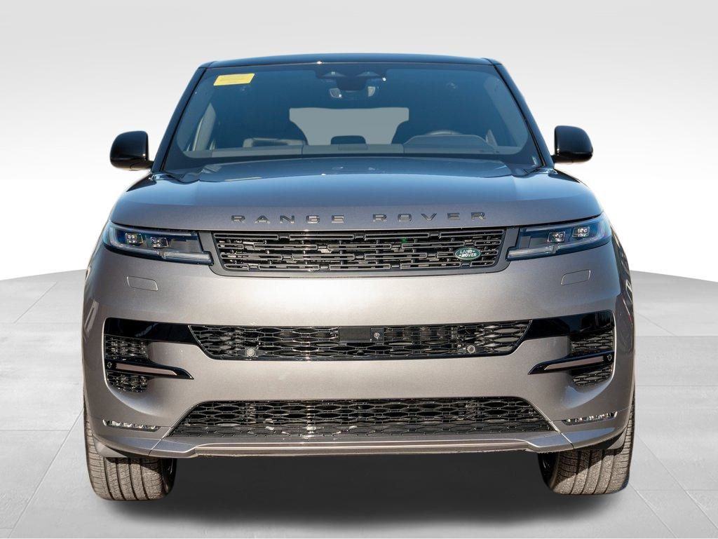 2025 Land Rover Range Rover Sport SE photo 2