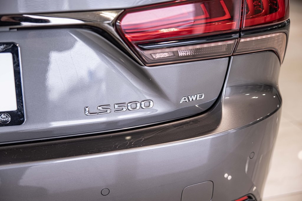 2022 LEXUS LS - Image 15