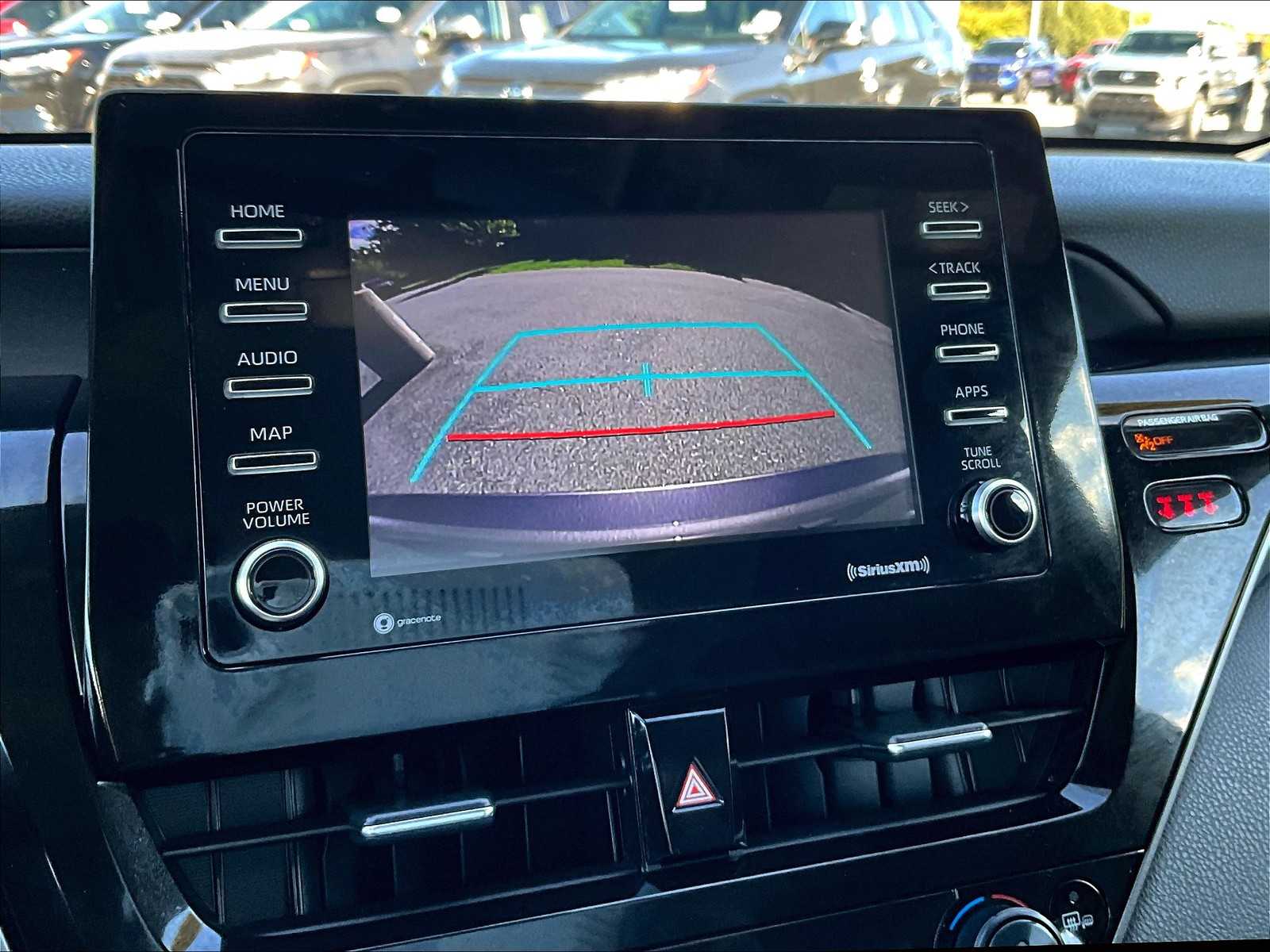 2023 Toyota Camry SE photo 19