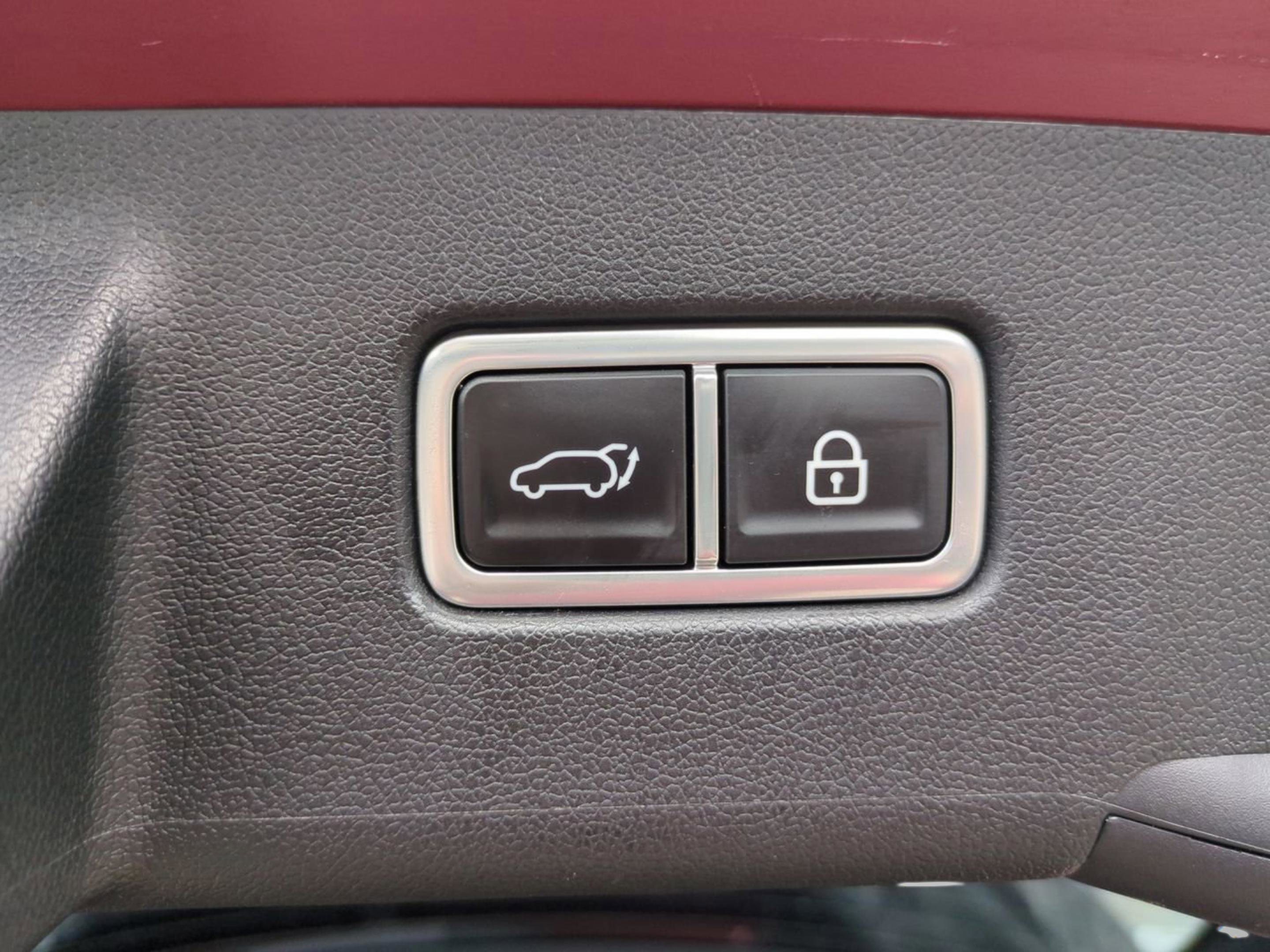 2023 Kia Sorento SX photo 12