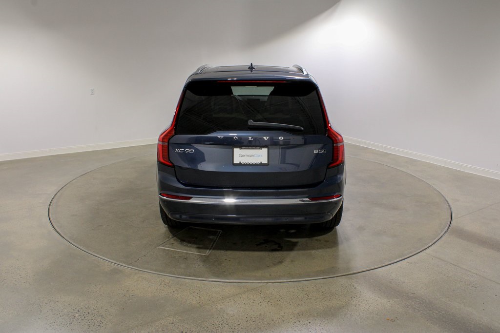2026 Volvo XC90 B5 Plus photo 4