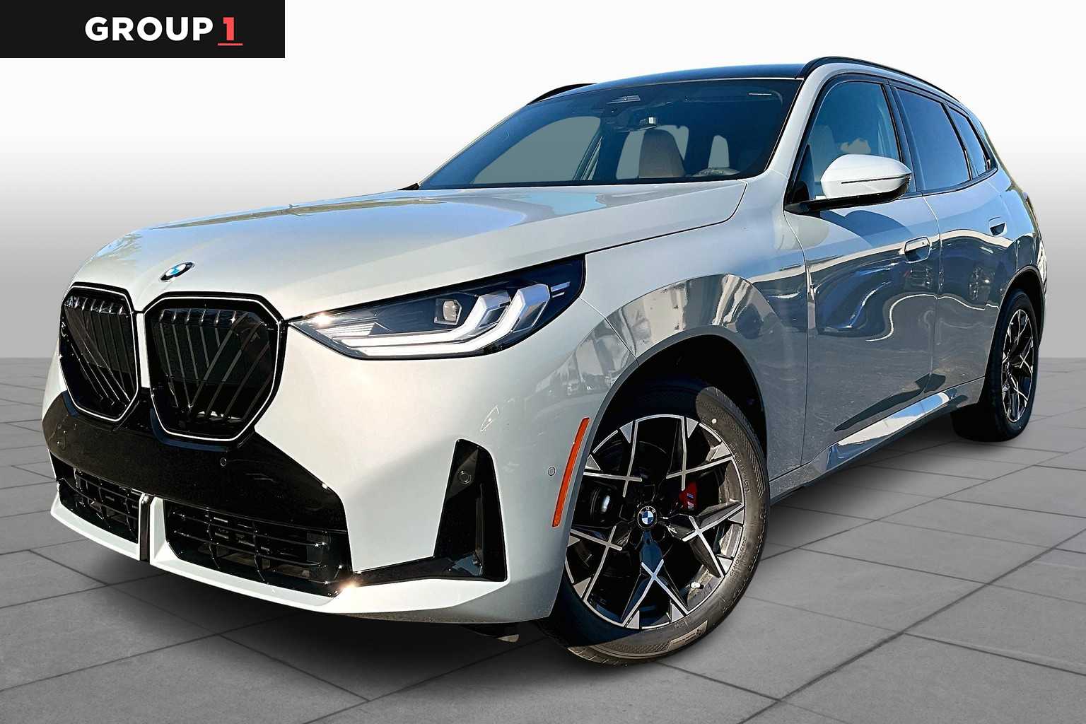 2026 BMW X3 30's photo