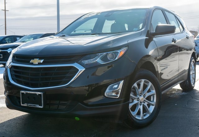 2020 Chevrolet Equinox LS's photo