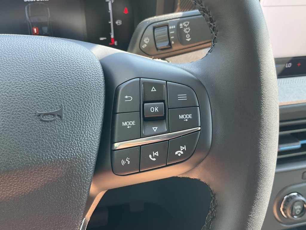 2025 Ford Maverick XLT photo 6