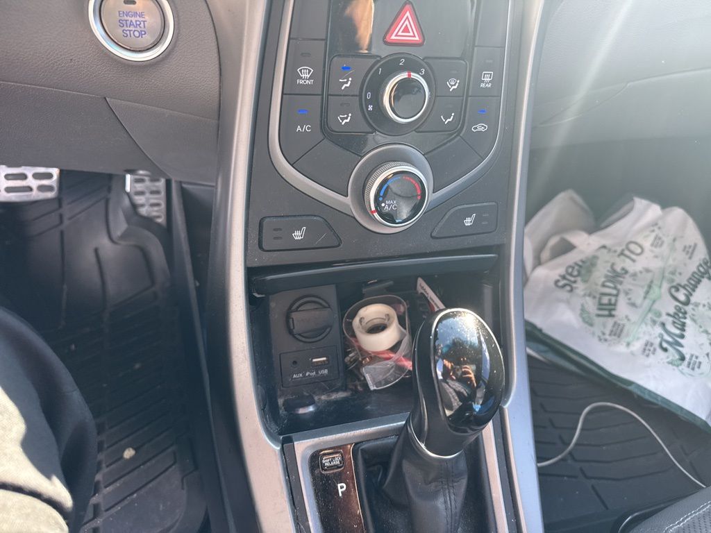 2014 Hyundai Elantra Sport photo 20