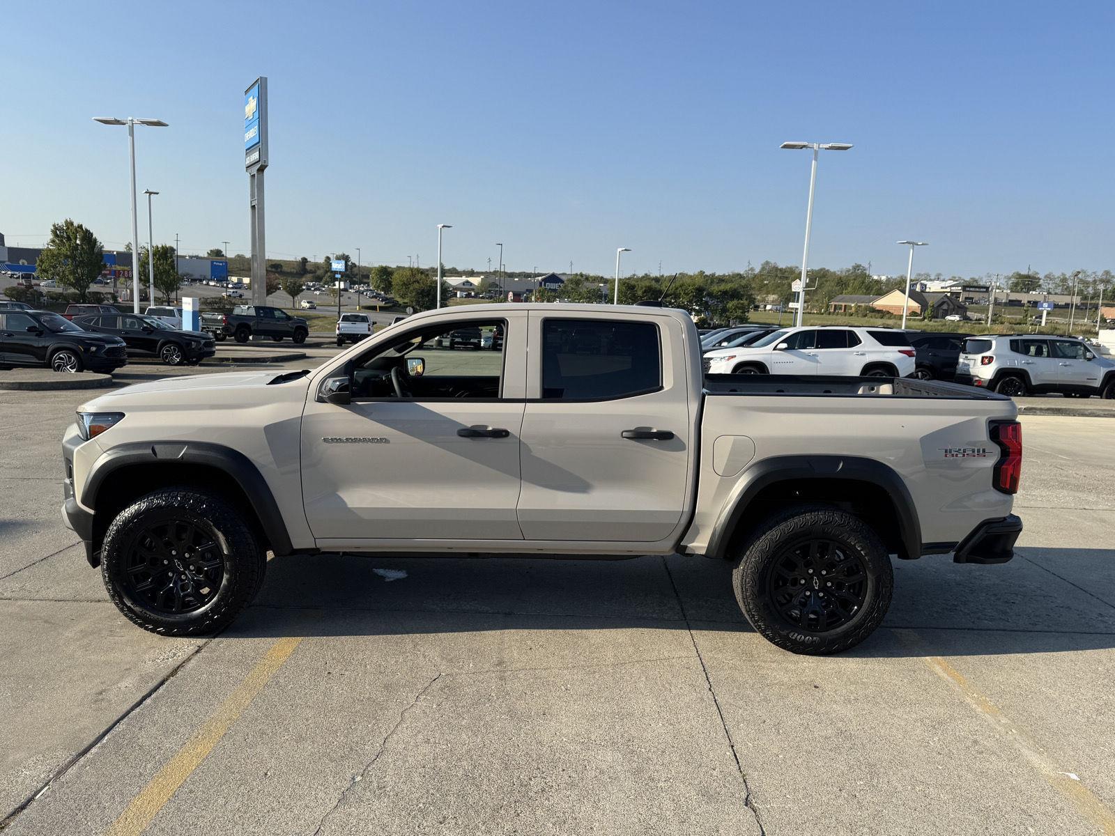 2026 Chevrolet Colorado Trail Boss photo 43