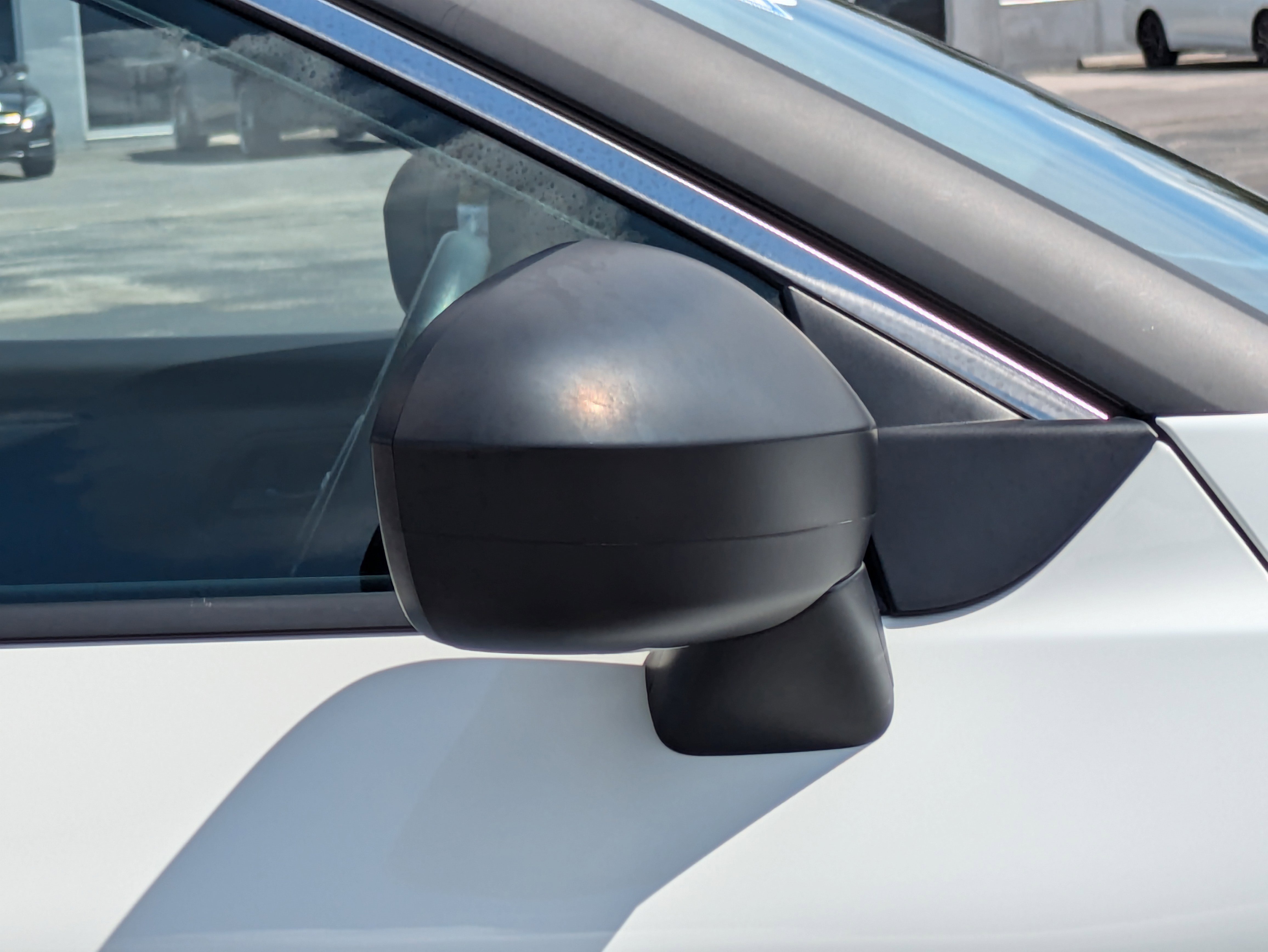2024 Nissan Rogue S photo 2