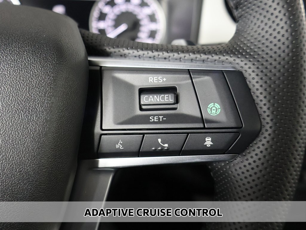 2025 Mitsubishi Outlander SE photo 4