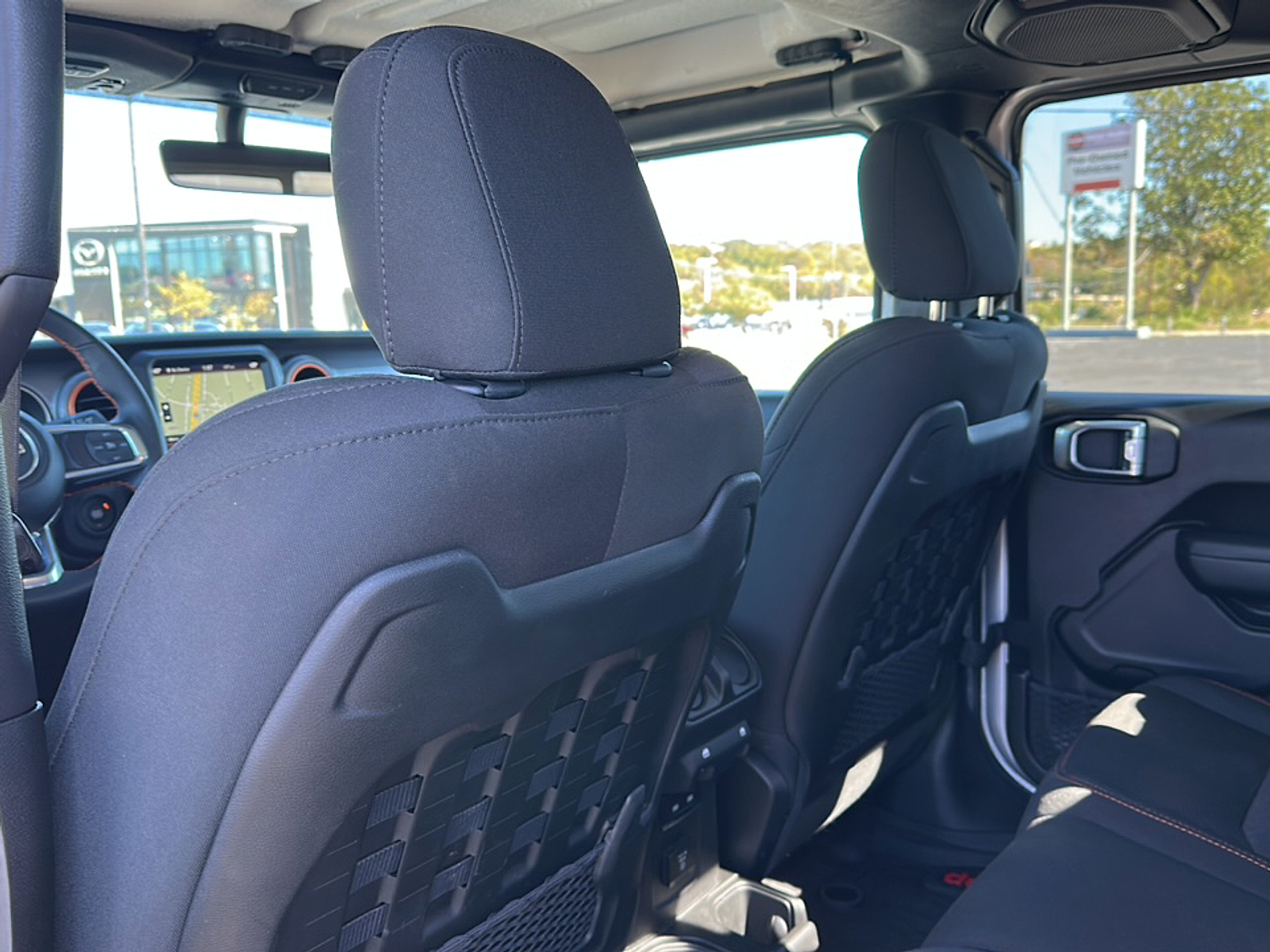 2023 Jeep Gladiator Mojave photo 2