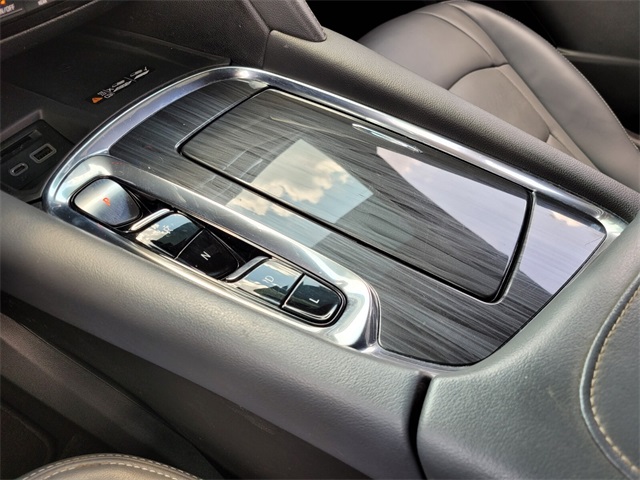 2023 Buick Enclave Essence photo 25