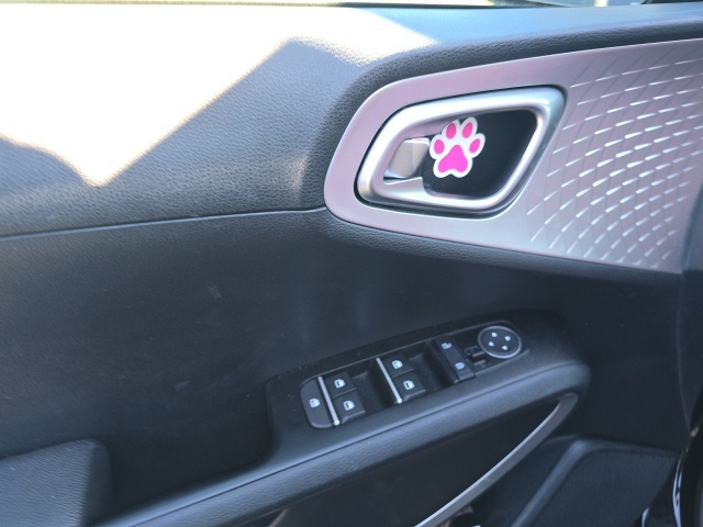 2022 Kia Soul LX S X-Line photo 2