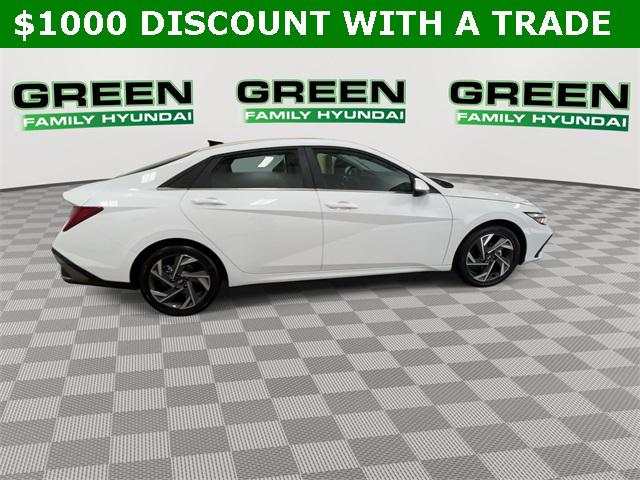2025 Hyundai Elantra Limited photo 16