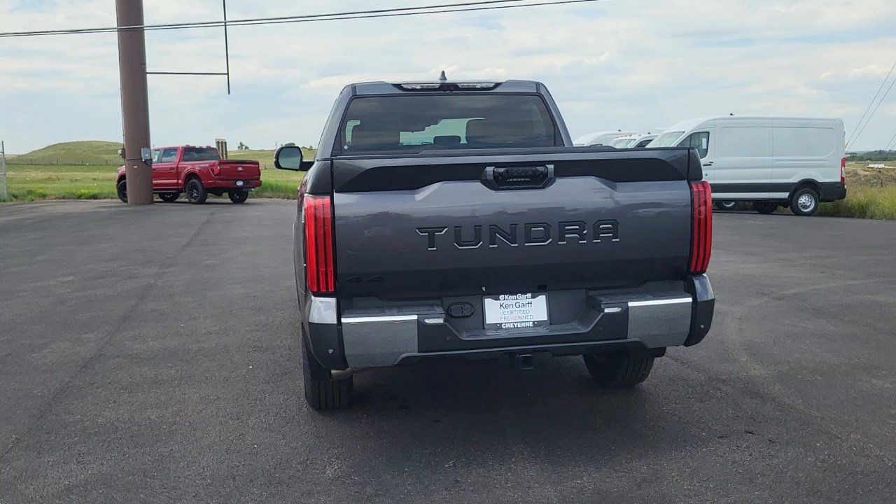 2025 Toyota Tundra SR5 photo 5