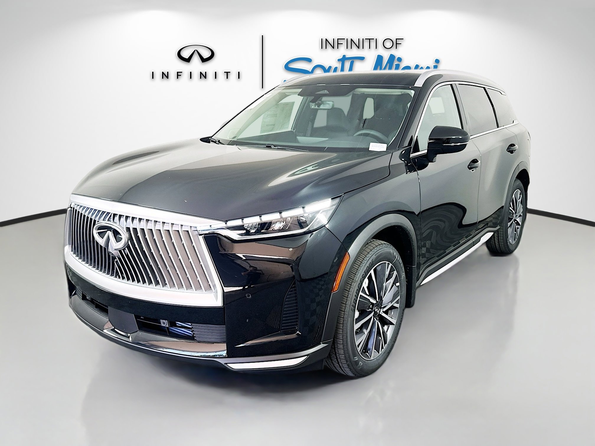 2026 Infiniti QX60 Luxe photo 3