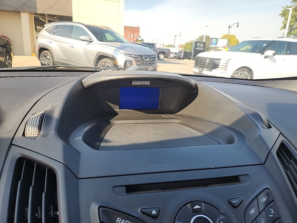 2014 Ford Escape S photo 17