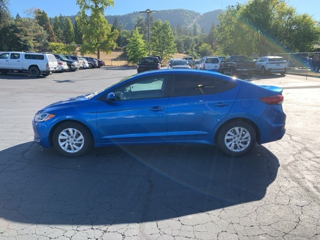 2017 Hyundai Elantra SE photo 4