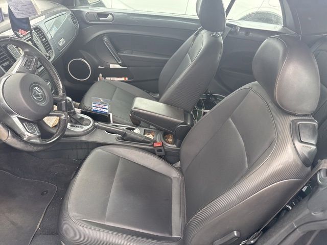 2016 Volkswagen Beetle 1.8T S photo 16