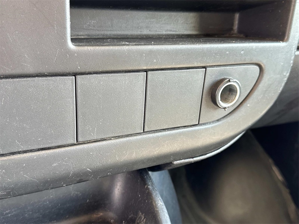 2013 Chevrolet Express 3500 Work Van photo 25