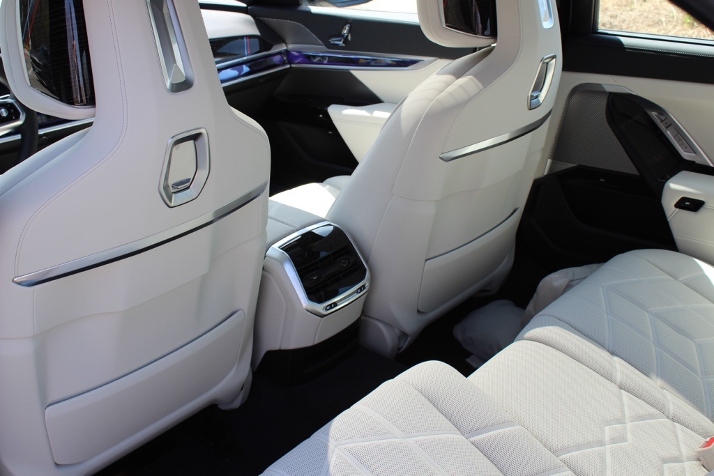 2025 Bmw i7 xDrive60 photo 14
