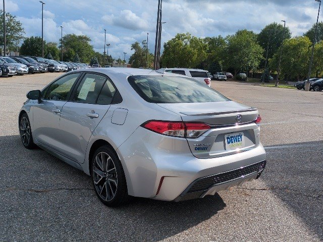2020 Toyota Corolla SE photo 3