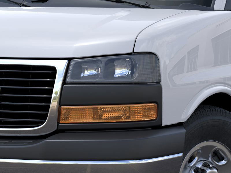 2025 Gmc Savana Cargo 2500 photo 5