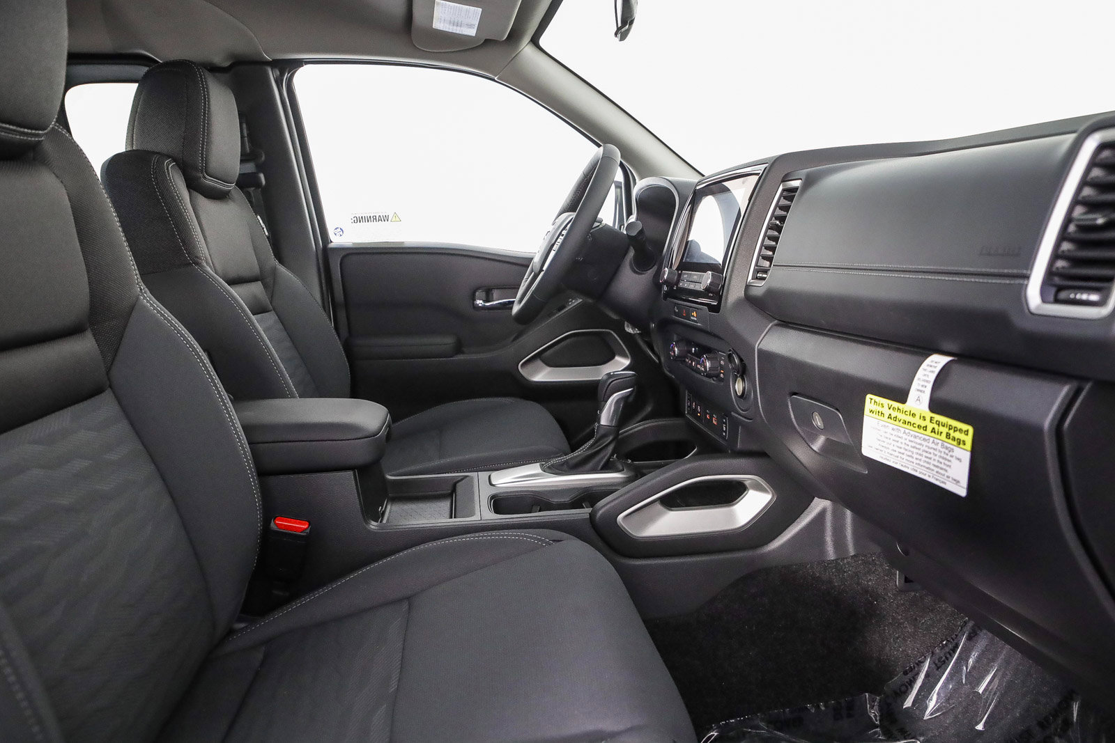 2024 Nissan Frontier King Cab SV photo 16